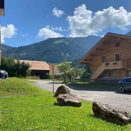 Cosy Pres Du Domaine Skiable Avec Parking - Fr-1-693-111 Apartament Châtel